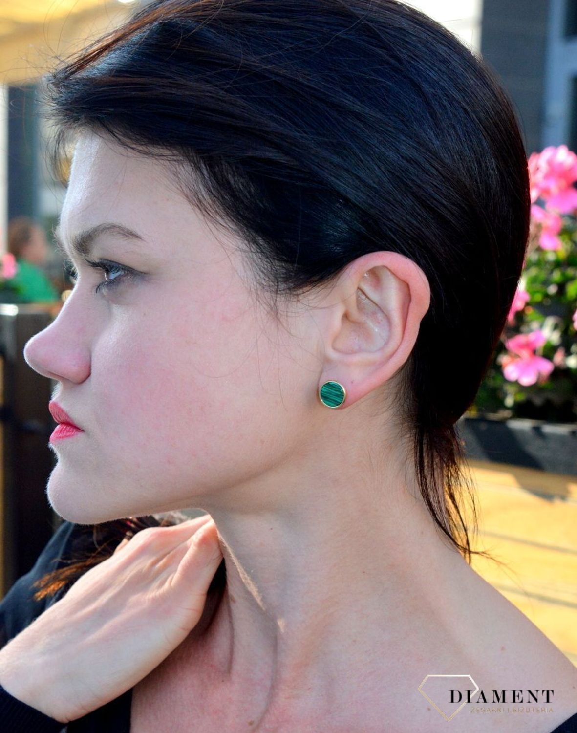 Kolczyki srebrne pozłacane monetki z malachitem DZK393 MAL Z. Biżuteria zaprojektowana i wykonana 100 w Polsce w naszej  pracowni w Gdyni. Kolczyki damskie z kamieniem malachit..jpg